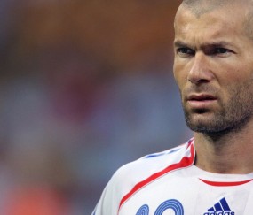世界杯足球平台-那不勒斯迎战罗马，郁金香绽放与雄鹰折翼的锋线变奏